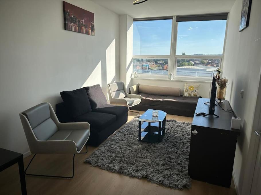 Flat 303 One Bedroom Apartment Birmingham Bagian luar foto